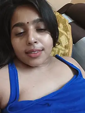 Snapshot of Sweet-Rani chatting on July 2026 05:48:02 PM Sweet-Rani online show from July 2026 05:48:02 PM