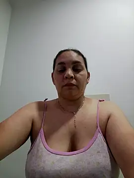 MirandaSoto online show from April 2026 03:33:02 AM