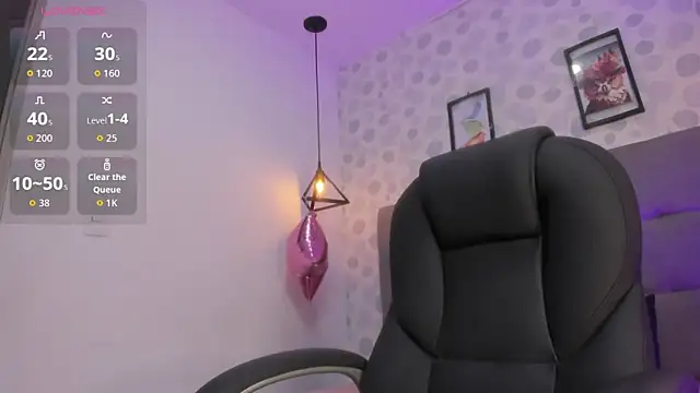 nicole  parker1 online show from April 2026 07:07:02 PM