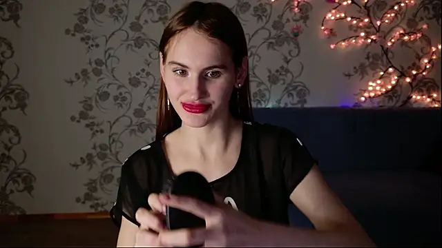 Felicia-Star online show from April 2026 09:39:33 PM