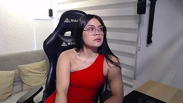 team dinamite69 online show from April 2026 01:12:01 PM