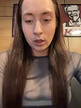 Holly Play online show from July 2026 09:59:01 AM