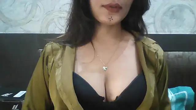 Snapshot of krati74 chatting on November 2025 01:03:01 PM krati74 online show from November 2025 01:03:01 PM