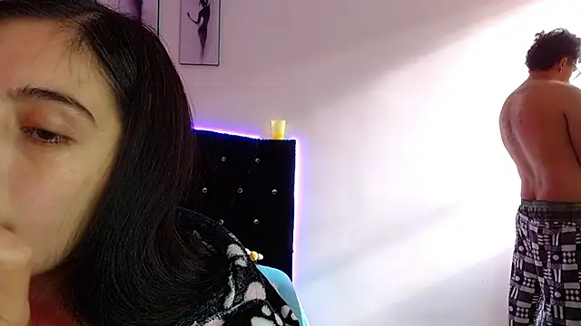 Bonny Bonss online show from July 2026 09:28:02 PM