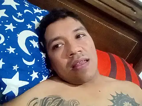 Snapshot of angelito0219 chatting on December 2024 12:51:02 PM angelito0219 online show from December 2024 12:51:02 PM