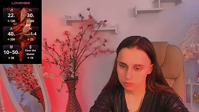 Dolly  Queen  online show from December 2024 11:24:02 PM