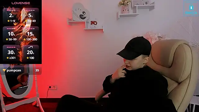 Dolly  Queen  online show from February 2025 11:55:02 PM