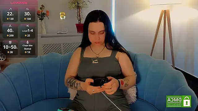 Dolly  Queen  online show from February 2025 09:54:01 PM