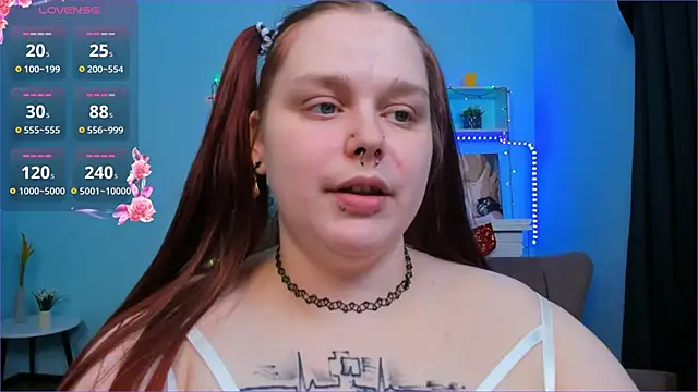 Snapshot of Crow_Diam0nd chatting on December 2024 07:28:01 AM Crow Diam0nd online show from December 2024 07:28:01 AM