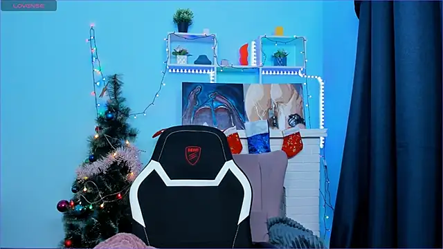 Snapshot of Crow_Diam0nd chatting on December 2024 04:09:02 AM Crow Diam0nd online show from December 2024 04:09:02 AM