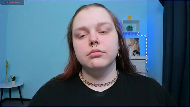 Snapshot of Crow_Diam0nd chatting on January 2025 03:49:02 AM Crow Diam0nd online show from January 2025 03:49:02 AM