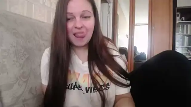 Snapshot of CatMelissa chatting on April 2026 09:57:02 AM CatMelissa online show from April 2026 09:57:02 AM
