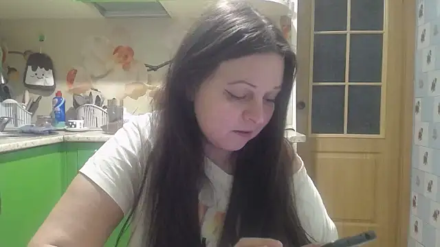 Snapshot of CatMelissa chatting on April 2026 09:43:02 PM CatMelissa online show from April 2026 09:43:02 PM