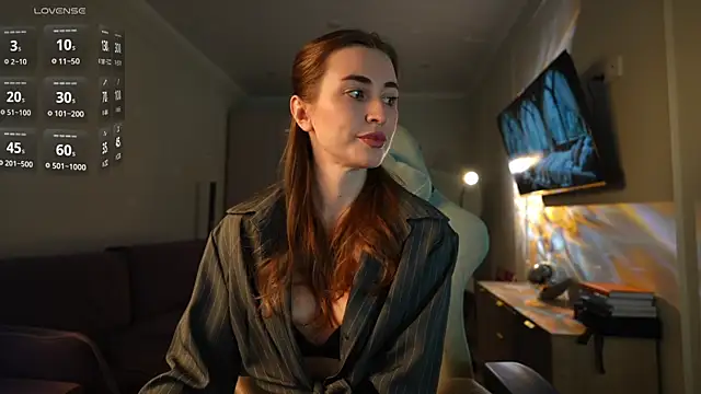 Coconutkittyy online show from April 2026 05:03:01 PM