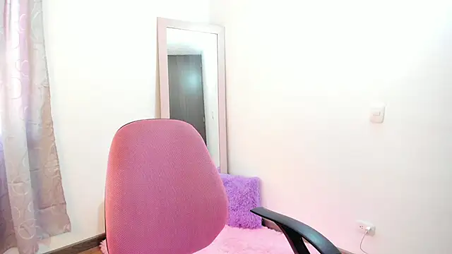 Anniie grey online show from September 2025 02:08:01 PM