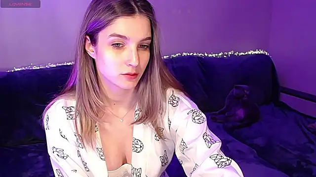 Abigail Wills online show from April 2026 05:24:02 PM