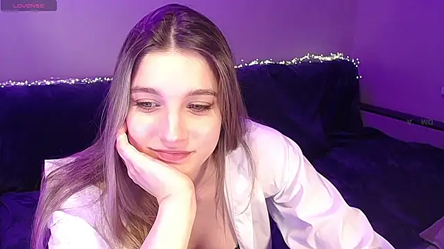 Abigail Wills online show from April 2026 03:46:02 PM