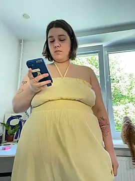 Snapshot of SuzieMurray chatting on July 2026 08:16:01 AM SuzieMurray online show from July 2026 08:16:01 AM