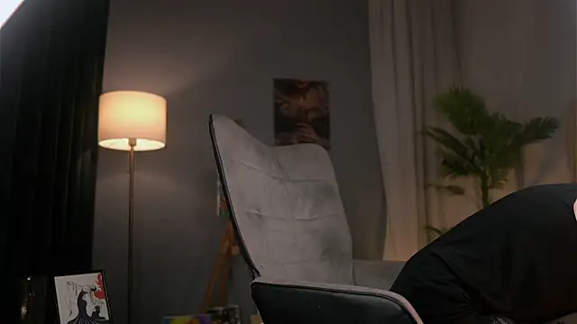 SerenaGrantt online show from April 2026 02:36:02 AM