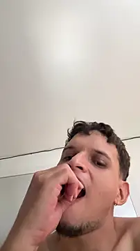 ArturoDelgado1 online show from April 2026 05:42:02 PM