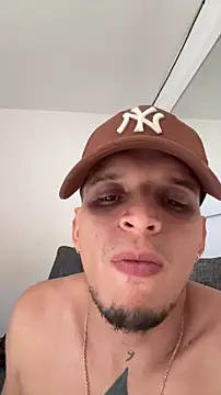 ArturoDelgado1 online show from April 2026 07:58:01 PM