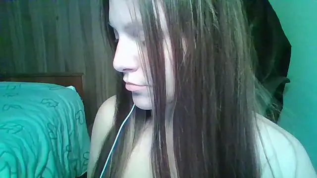 Evasapples online show from April 2026 06:30:01 PM