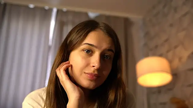elisa moon online show from May 2026 10:54:02 AM