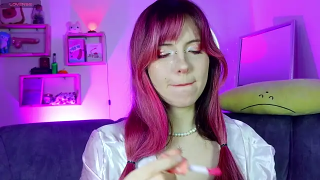 cherrybom969 online show from April 2026 05:00:02 AM