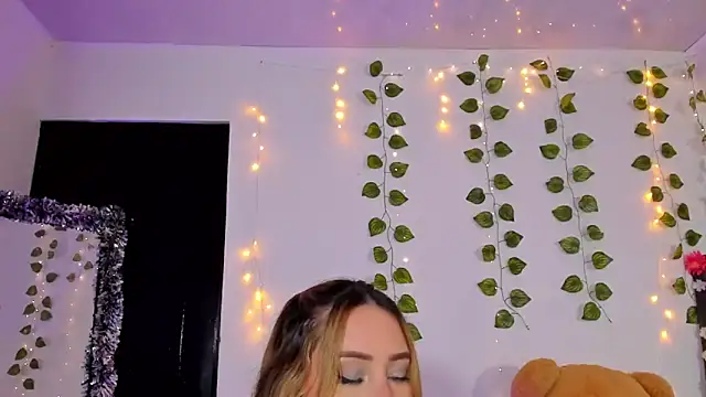 JanneKim online show from March 2026 01:00:02 PM