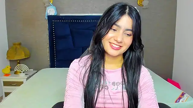MaiteFlores online show from May 2026 02:13:01 PM