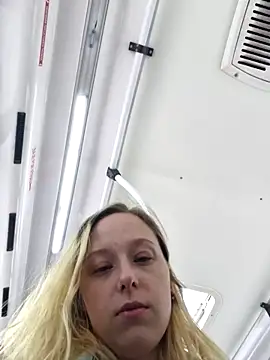 Public Katrisha online show from December 2025 02:11:01 PM