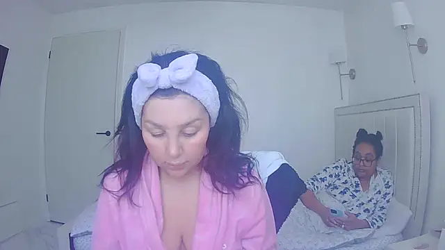 vanilla chocolate23 online show from March 2026 09:04:02 AM