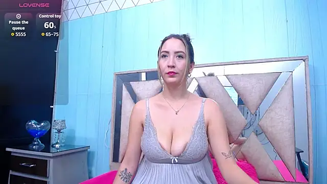 sweet thalia  online show from June 2026 08:57:02 PM