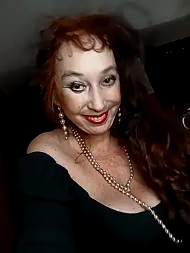 Snapshot of GypsyEsmeralda chatting on March 2025 06:51:02 PM GypsyEsmeralda online show from March 2025 06:51:02 PM