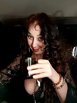 Snapshot of GypsyEsmeralda chatting on March 2025 05:25:02 PM GypsyEsmeralda online show from March 2025 05:25:02 PM