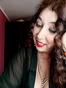 Snapshot of GypsyEsmeralda chatting on March 2025 11:00:01 AM GypsyEsmeralda online show from March 2025 11:00:01 AM