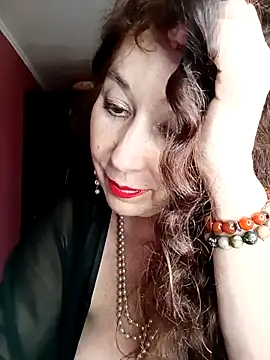 Snapshot of GypsyEsmeralda chatting on March 2025 02:25:02 PM GypsyEsmeralda online show from March 2025 02:25:02 PM