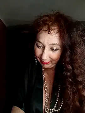 Snapshot of GypsyEsmeralda chatting on March 2025 05:31:01 PM GypsyEsmeralda online show from March 2025 05:31:01 PM