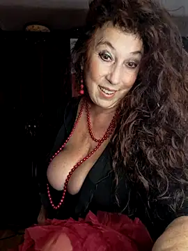 Snapshot of GypsyEsmeralda chatting on October 2025 04:57:02 PM GypsyEsmeralda online show from October 2025 04:57:02 PM