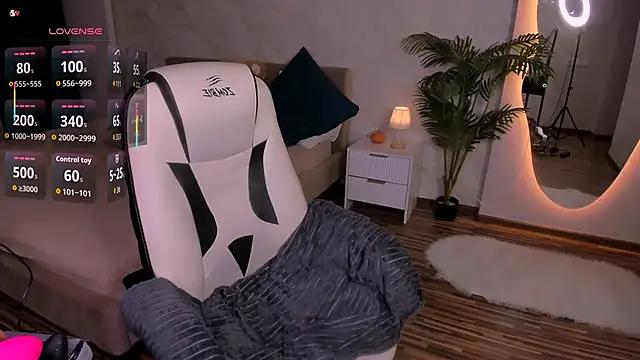 BadScarlet1 online show from November 2025 01:25:02 PM