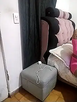 Pussycat 9999 online show from February 2026 07:42:02 PM