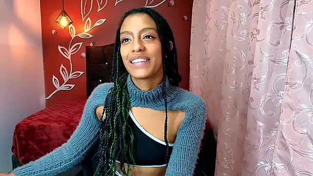 Zia Green online show from December 2024 08:00:02 AM