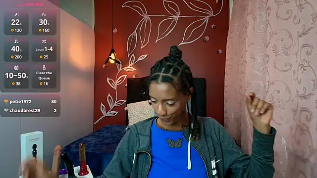 Zia Green online show from February 2025 03:32:01 PM