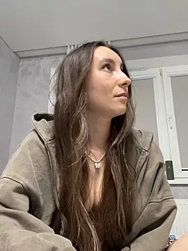 viviandaimond1 online show from April 2026 08:31:01 PM