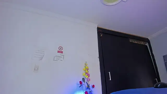 Eyleen Santos online show from March 2026 07:57:02 PM