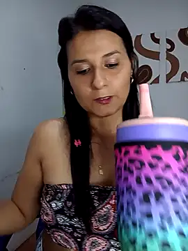 elena jonees online show from March 2026 08:47:01 PM