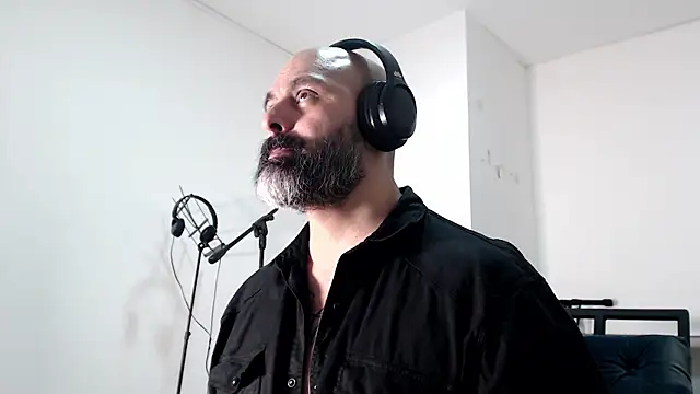 Gabriel Harmant online show from March 2025 04:06:02 AM