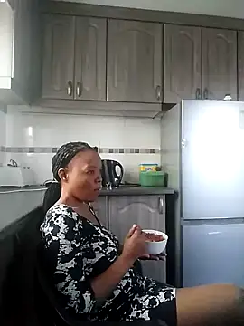 Feathergal69  online show from September 2025 02:50:02 PM