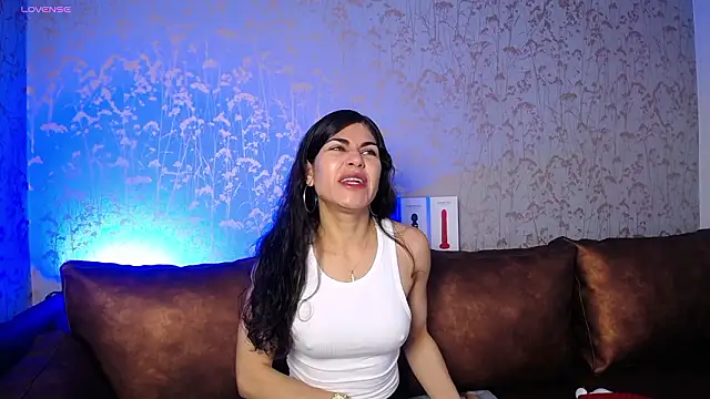 Melodi Roux online show from March 2026 01:37:01 PM