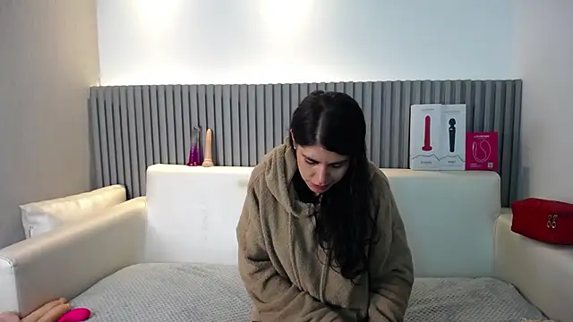 Melodi Roux online show from April 2026 01:14:02 PM